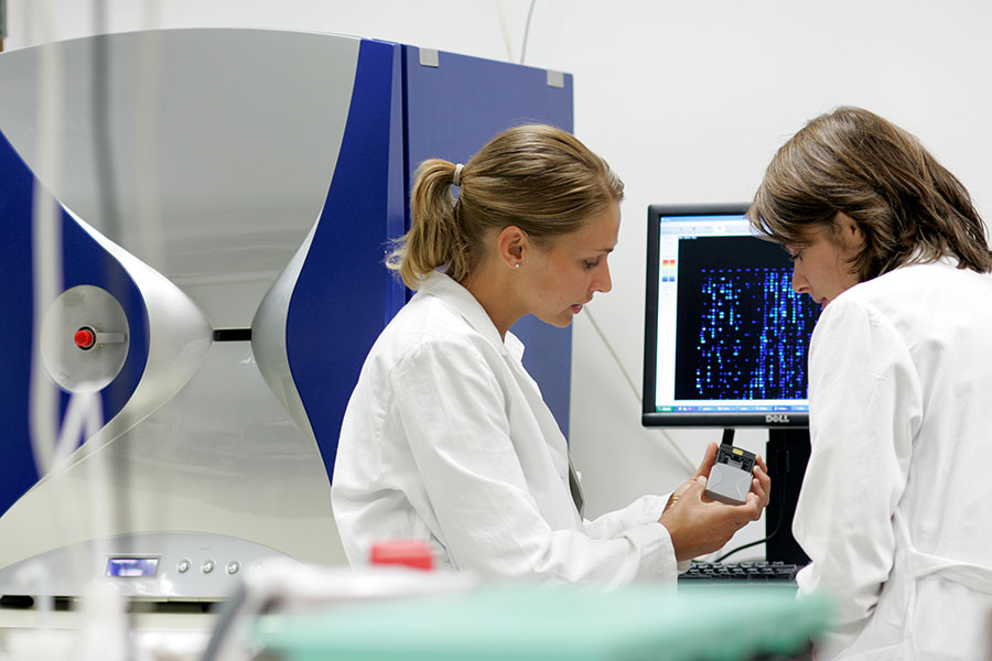 Wissenschaftlerinnen im Labor