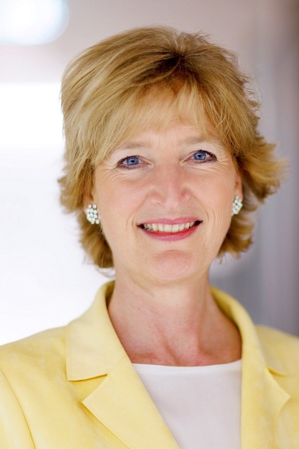 Portrait Professor Dr. Christiane Woopen