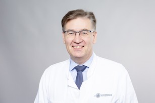 Porträt Professor Dr. Carsten Bokemeyer