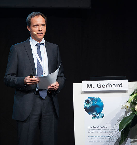 Professor Dr. Markus Gerhard erhält für seine Forschungen zu einem Helicobacter-Impfstoff den DZIF-Preis für translationale Forschung 2015.